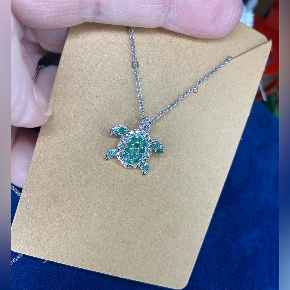 Genuine Emerald Sterling Silver 18 Inch Turtle Necklace - Picture 7 of 10